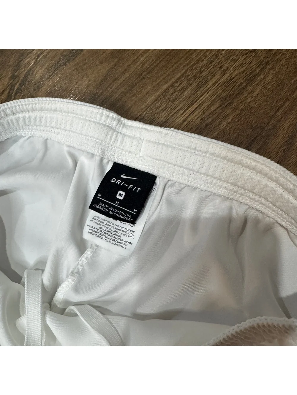 Nike Dri-FIT White Athletic Shorts Men’s Medium Training Gym Running Soccer